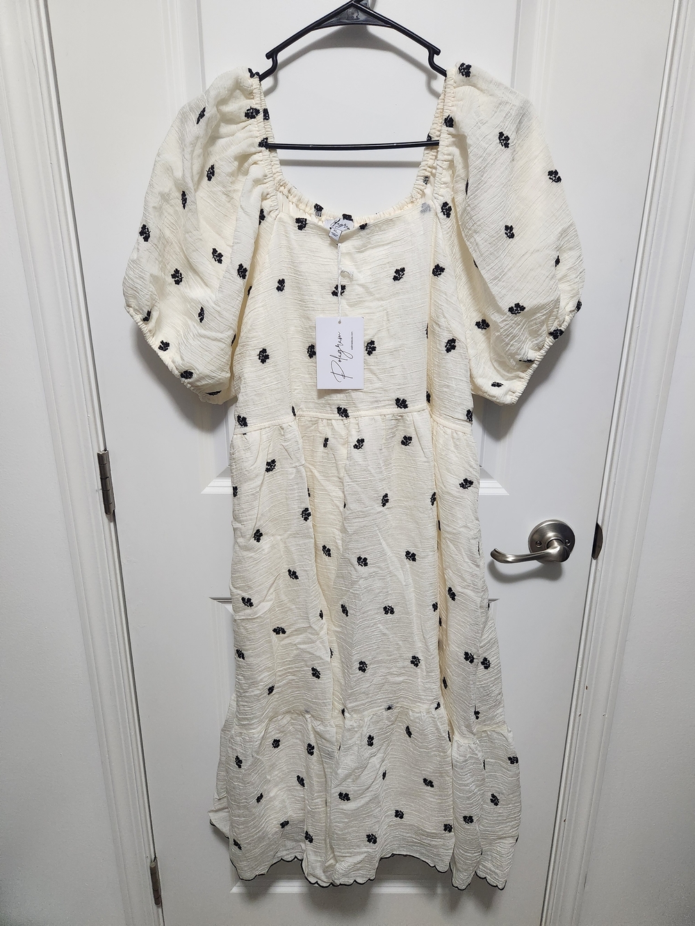 Puff-Sleeve Cream Floral Midi Dress